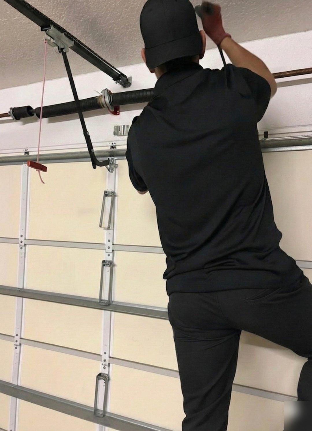 Garage door repair work, gallery photo 4